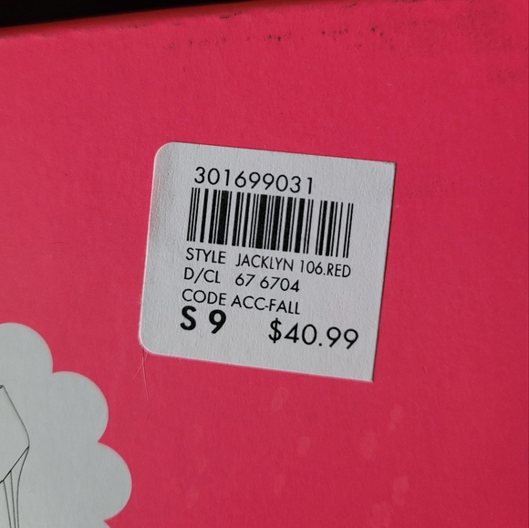 Red Suede Heels, Size 9 - Picture 7 of 7